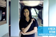 v neck hitam